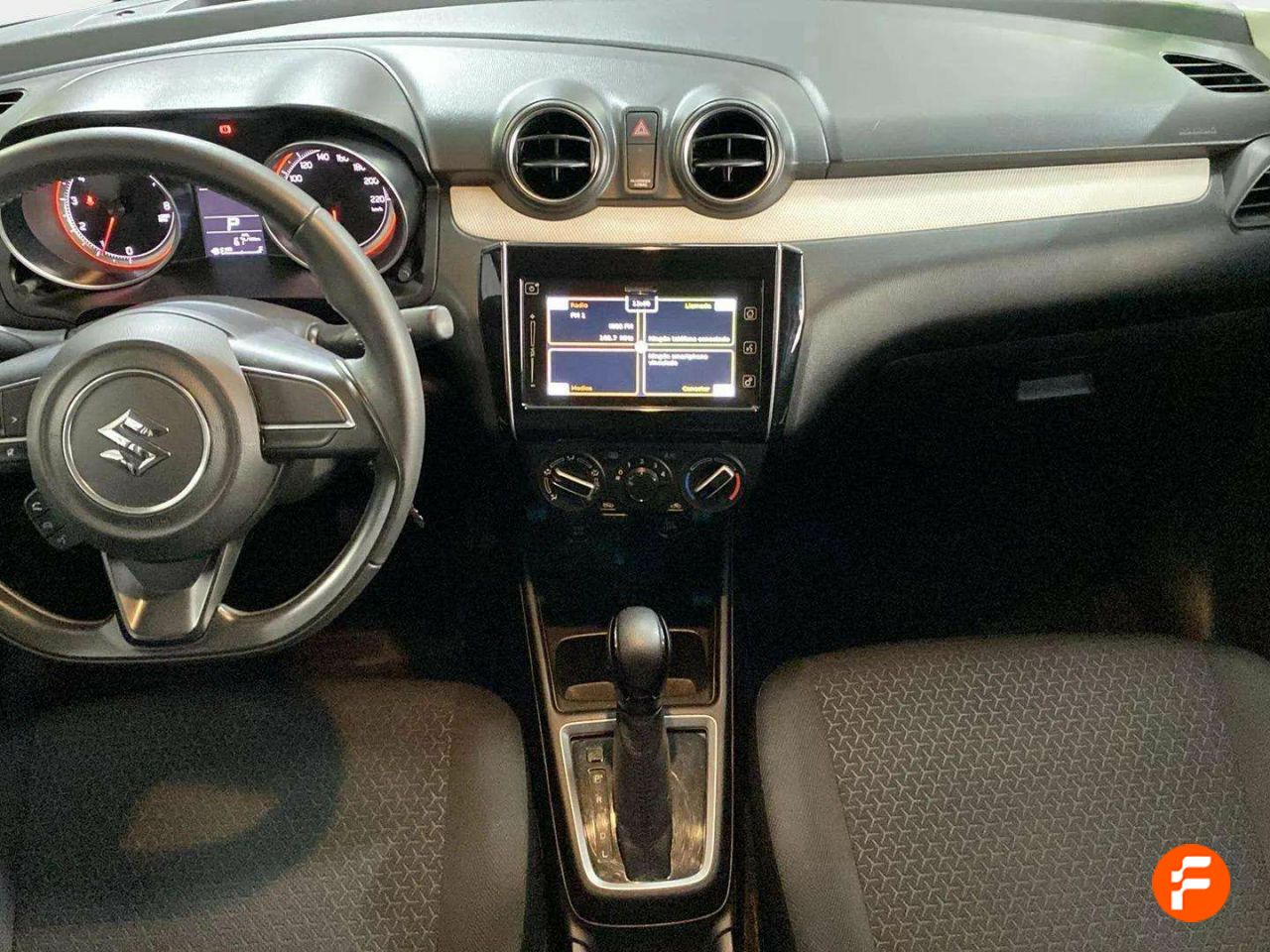 Foto Suzuki Swift 15