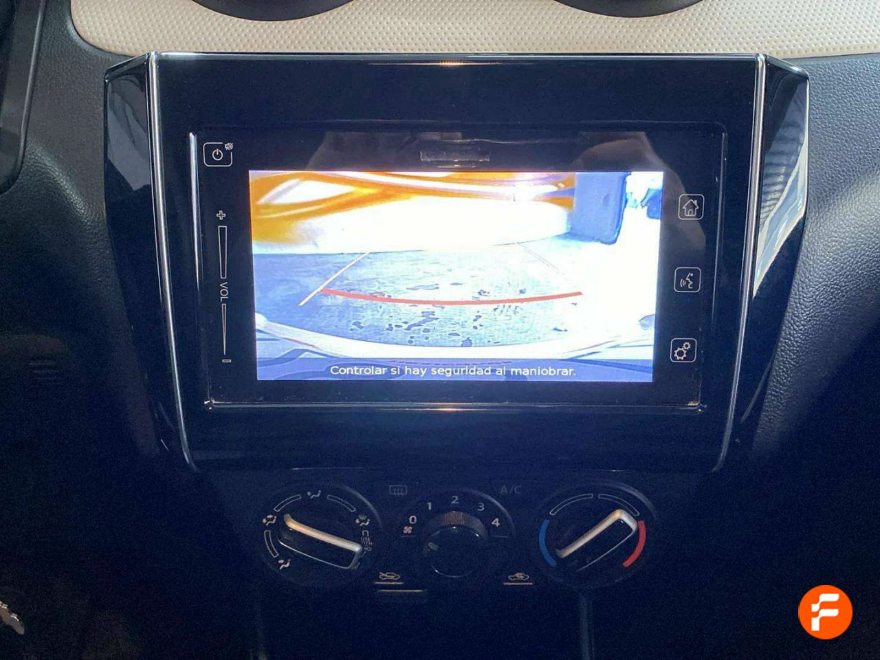 Foto Suzuki Swift 17