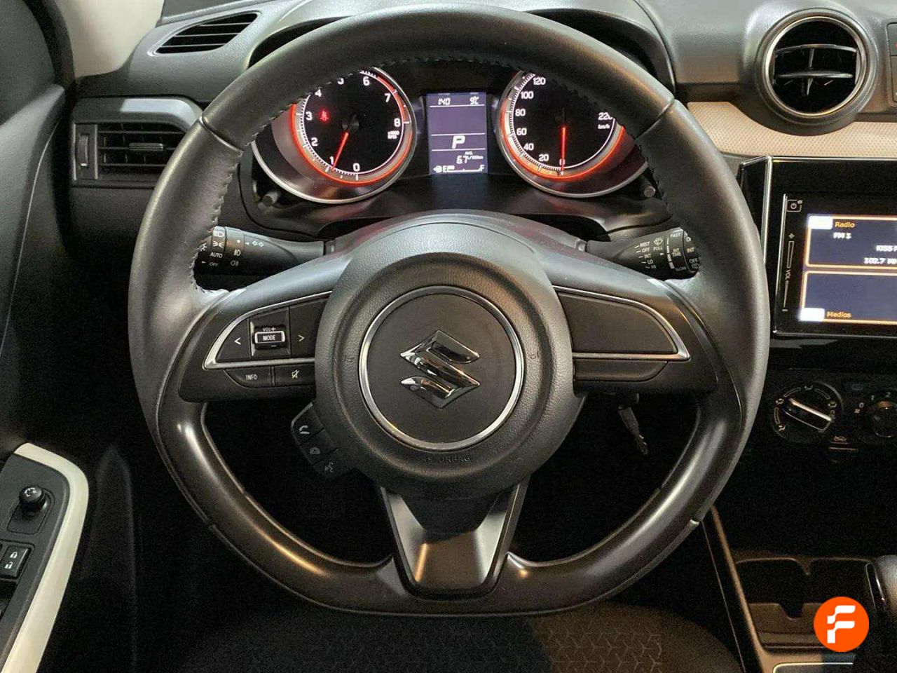 Foto Suzuki Swift 19