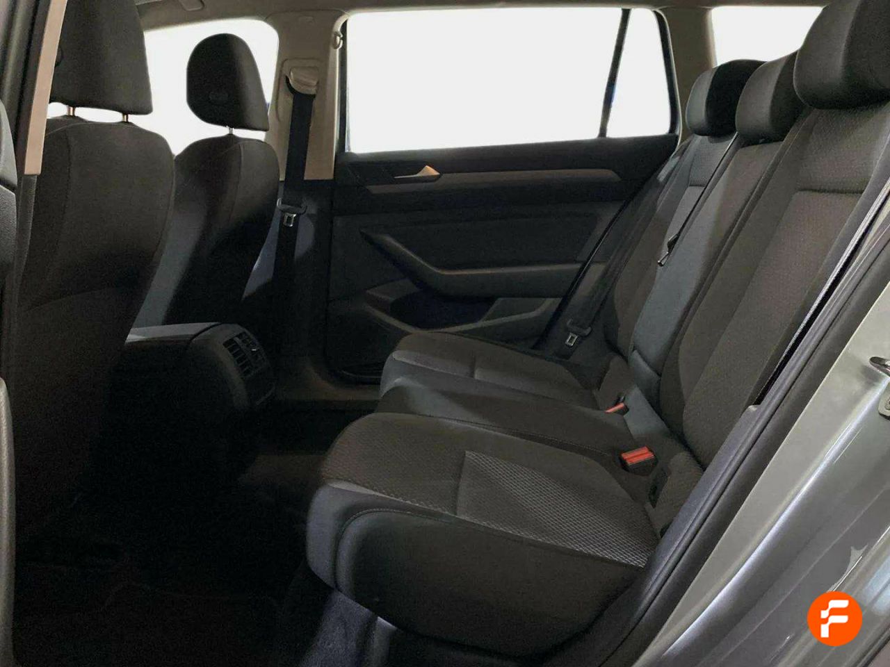 Foto Volkswagen Passat 12