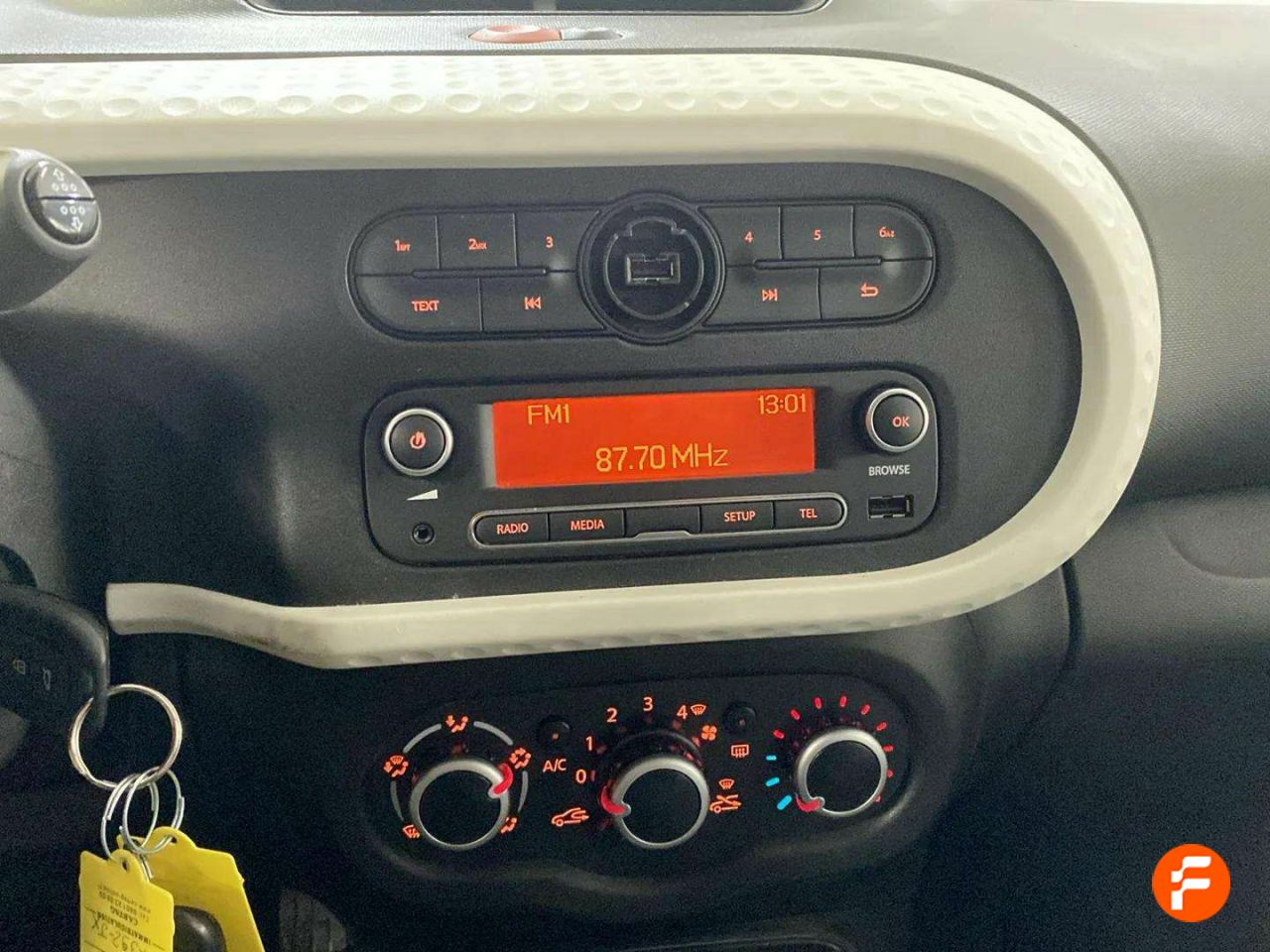 Foto Renault Twingo 16
