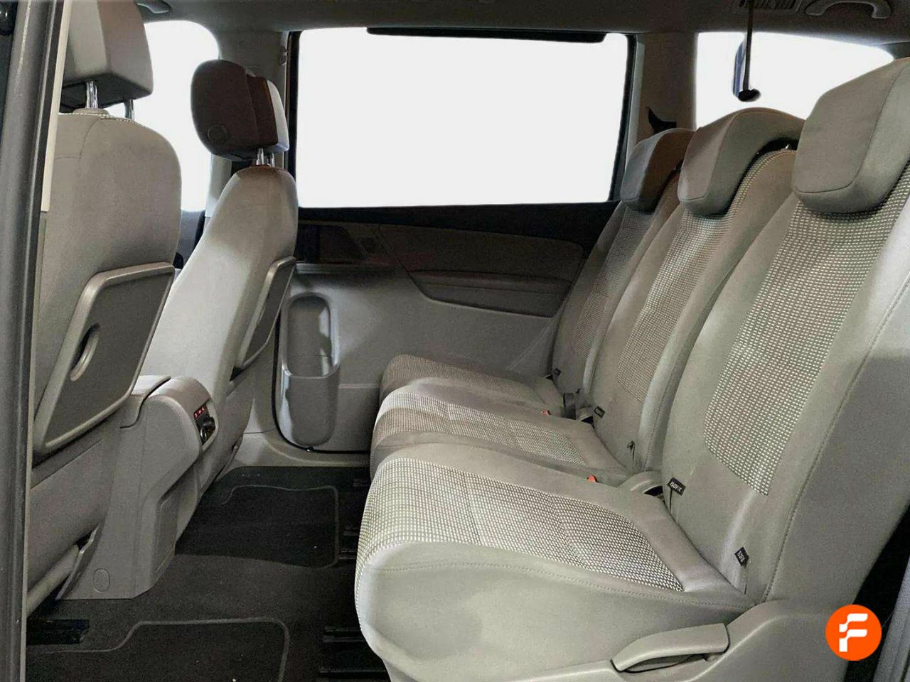 Foto Seat Alhambra 12