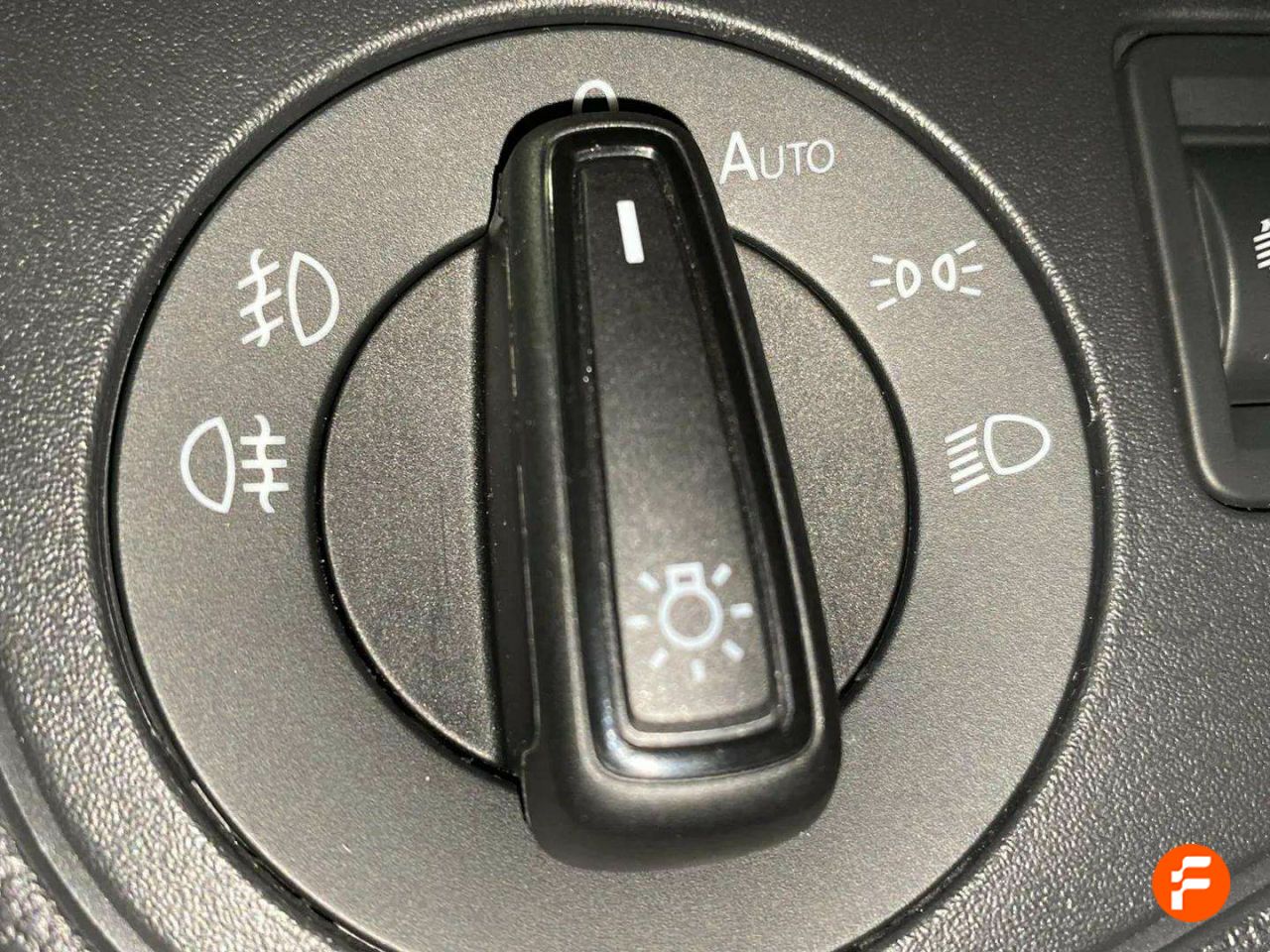 Foto Volkswagen Polo 24