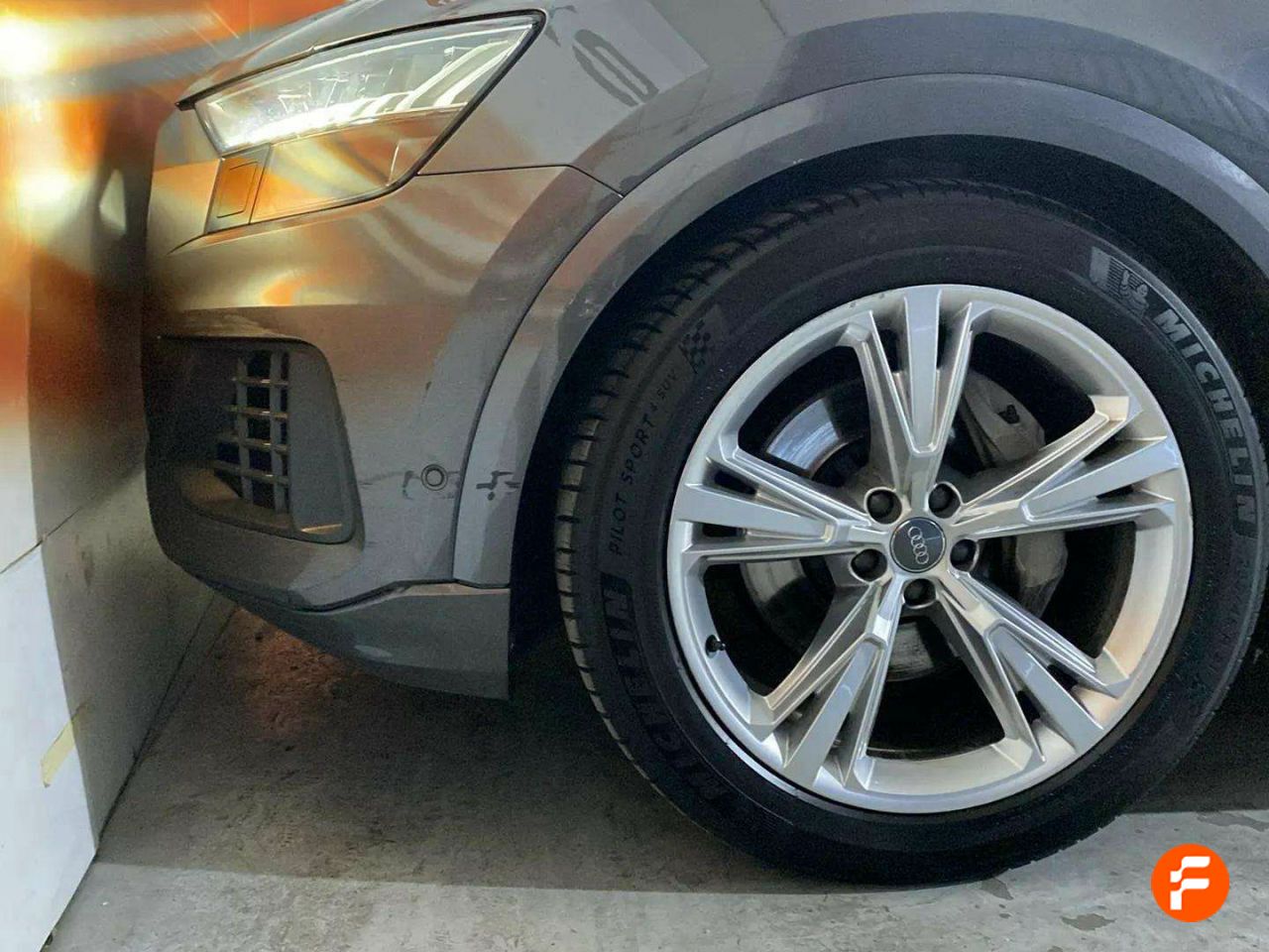 Foto Audi Q8 24