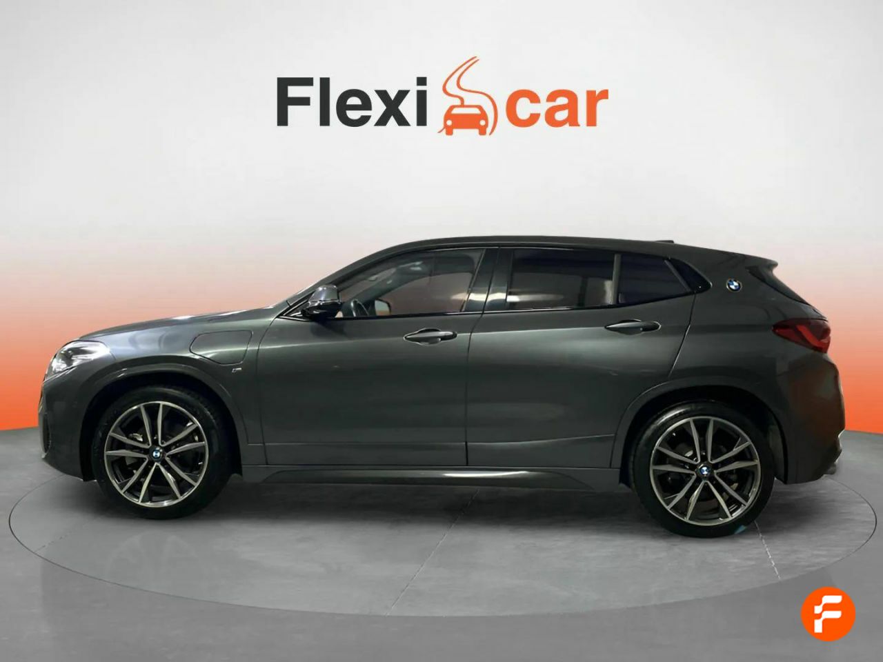 Foto BMW X2 4