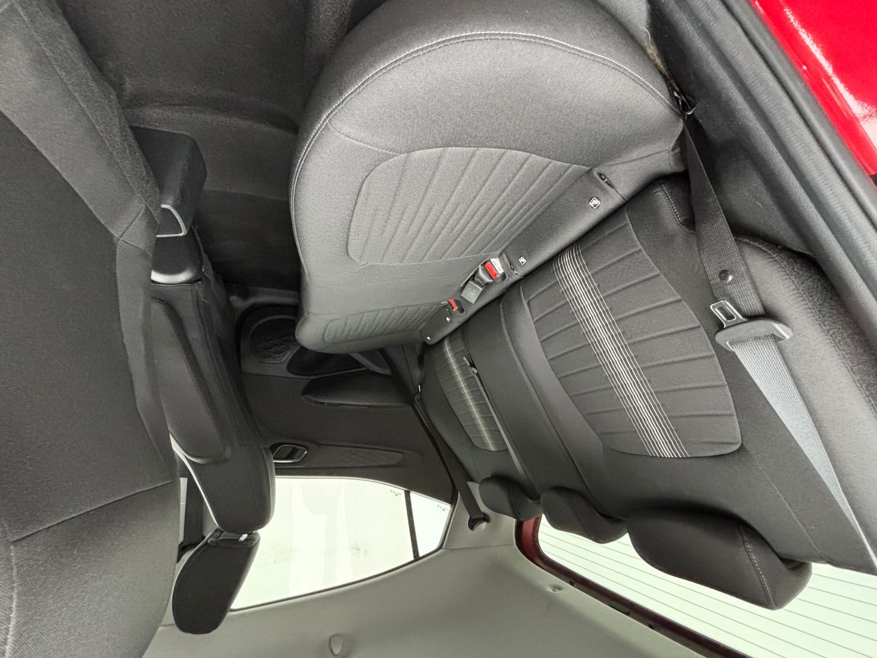 Foto Hyundai i10 14