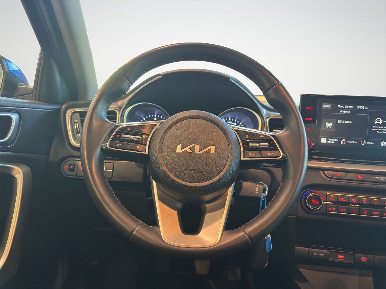 Foto Kia XCeed 10