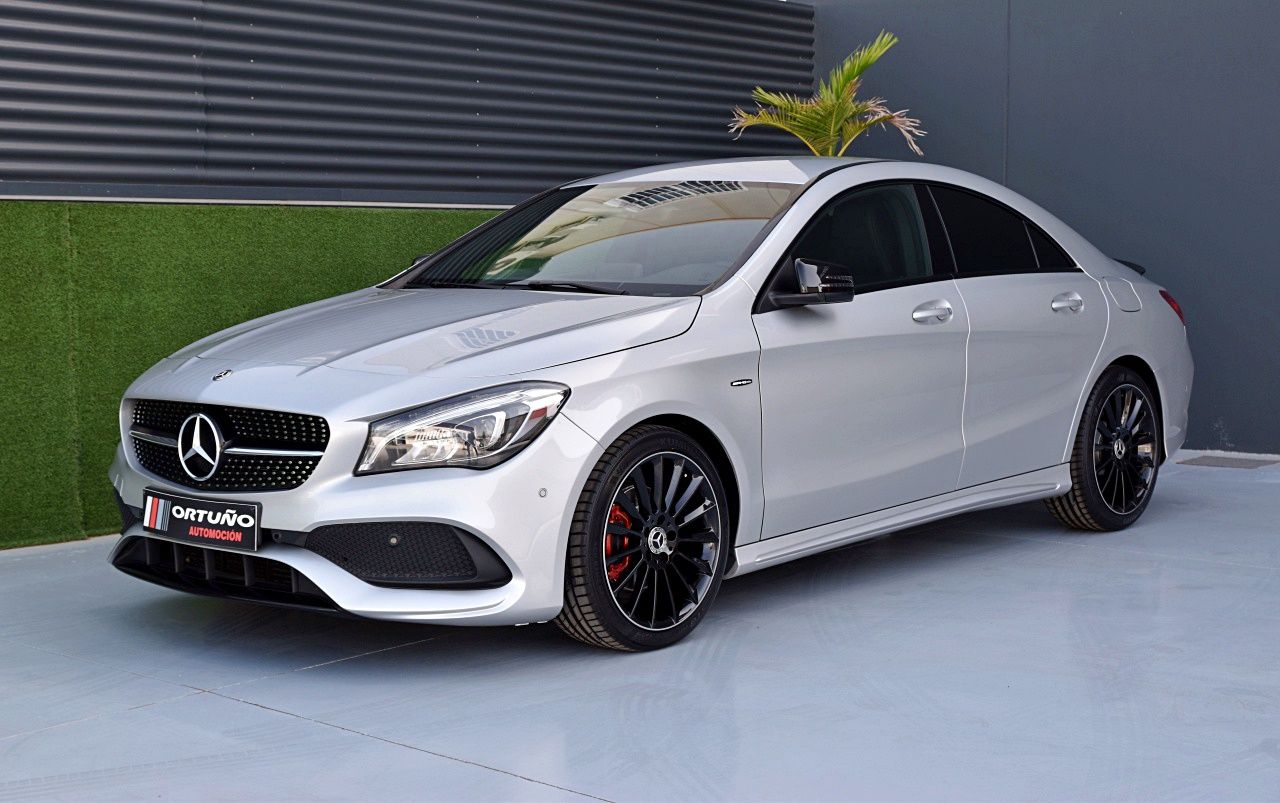 Foto Mercedes-Benz Clase CLA 33