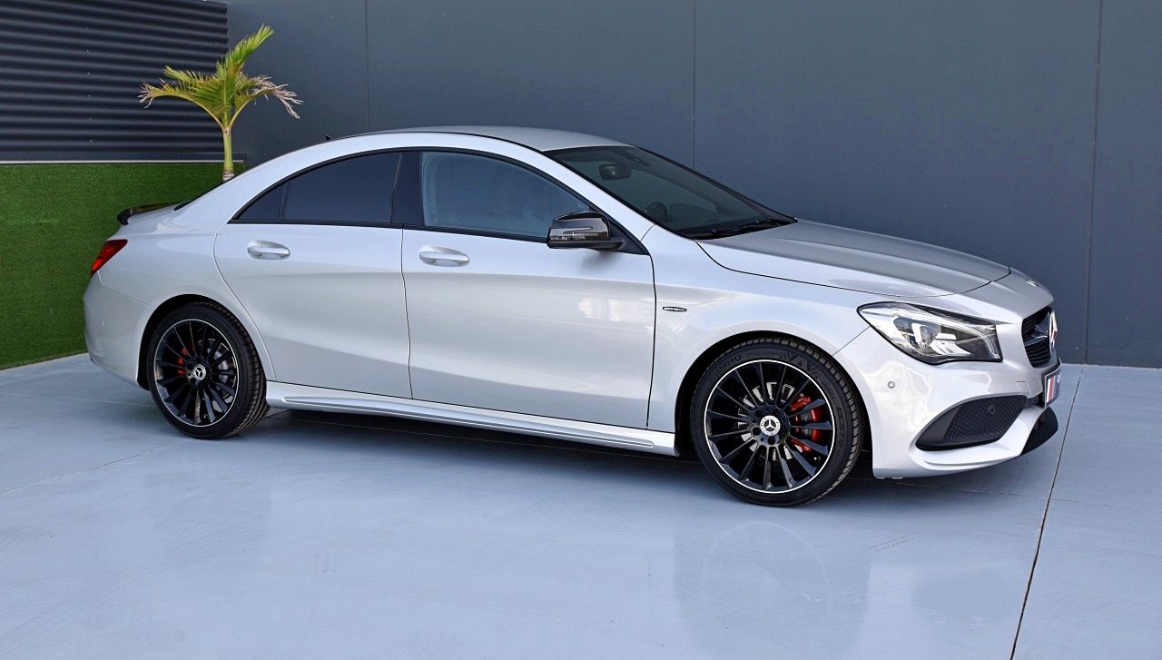 Foto Mercedes-Benz Clase CLA 71