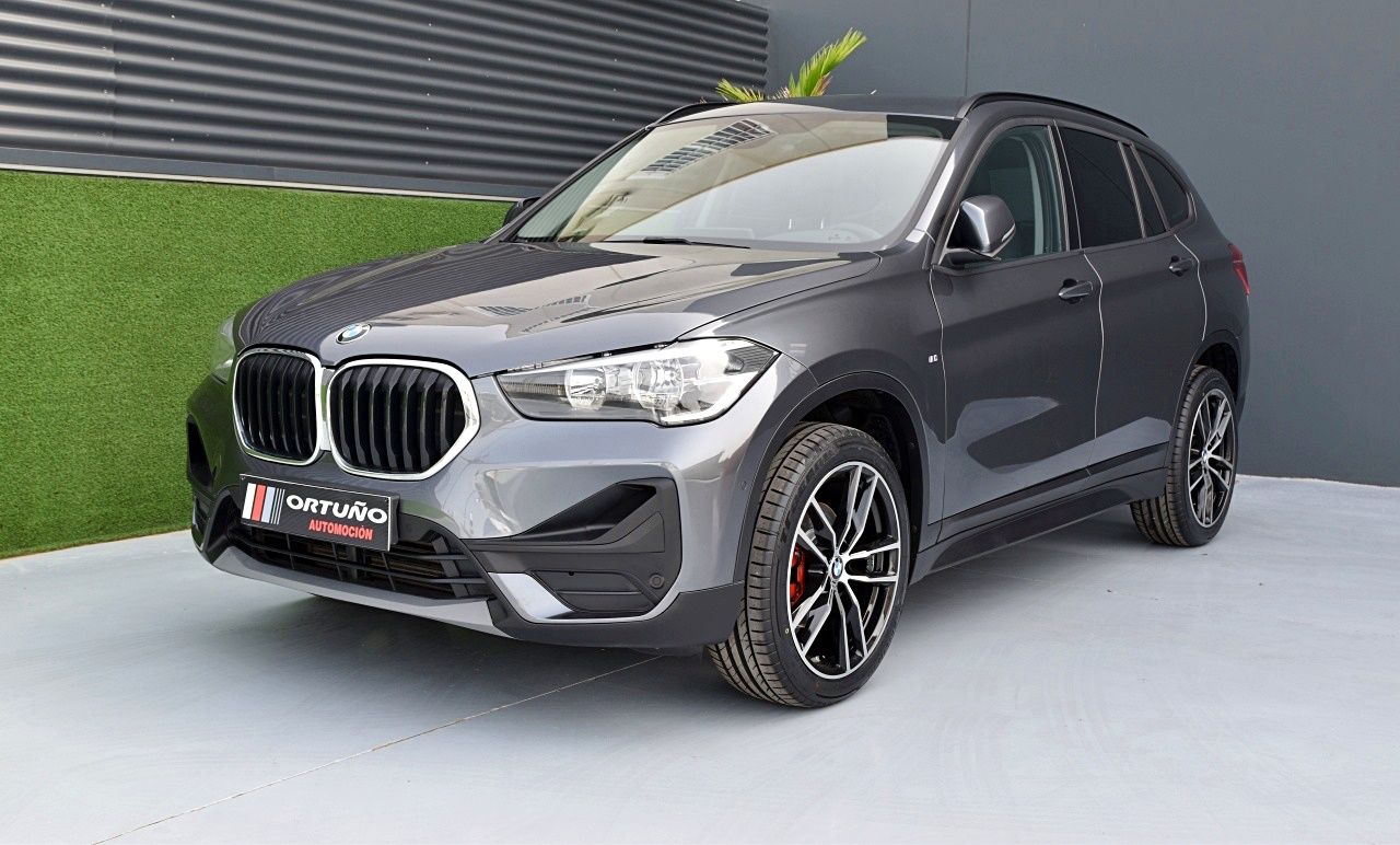 Foto BMW X1 16