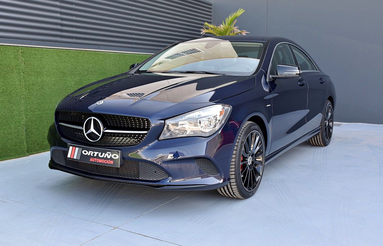 Foto Mercedes-Benz Clase CLA 10