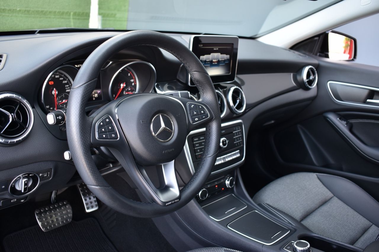 Foto Mercedes-Benz Clase CLA 65