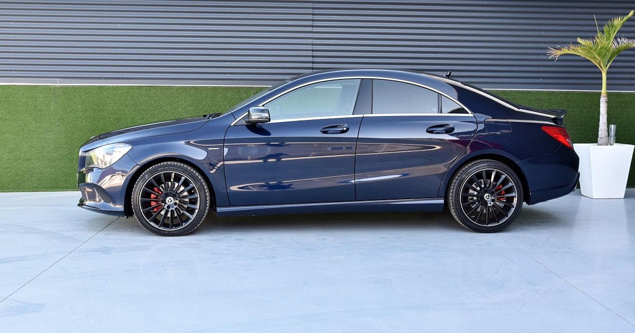 Foto Mercedes-Benz Clase CLA 2