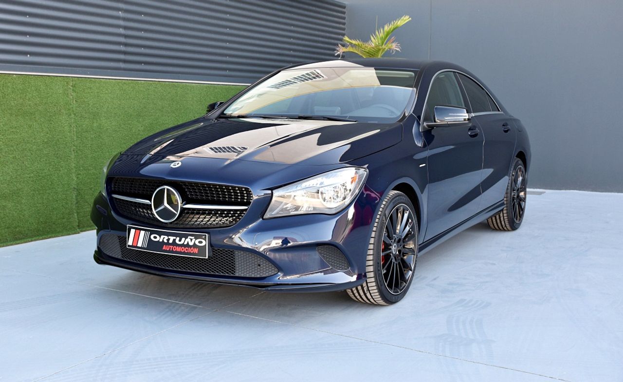 Foto Mercedes-Benz Clase CLA 13