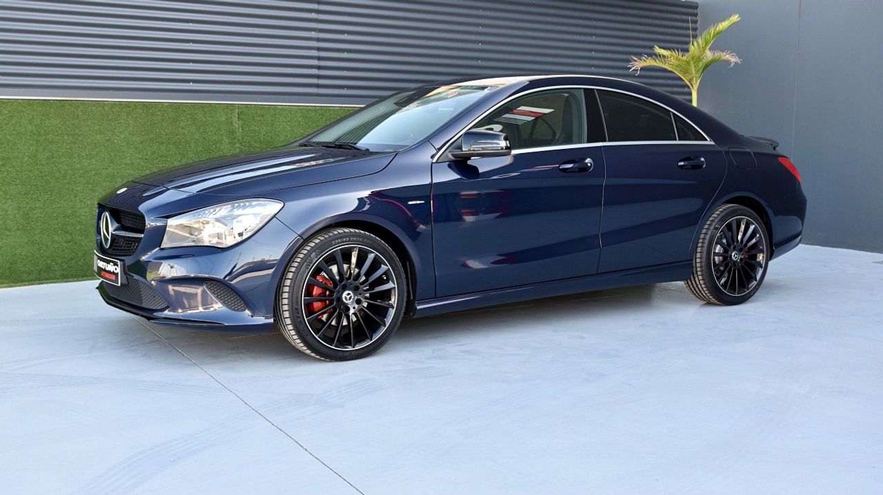 Foto Mercedes-Benz Clase CLA 17