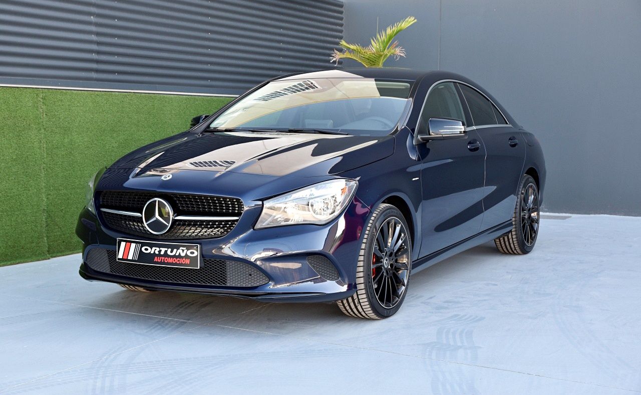 Foto Mercedes-Benz Clase CLA 18