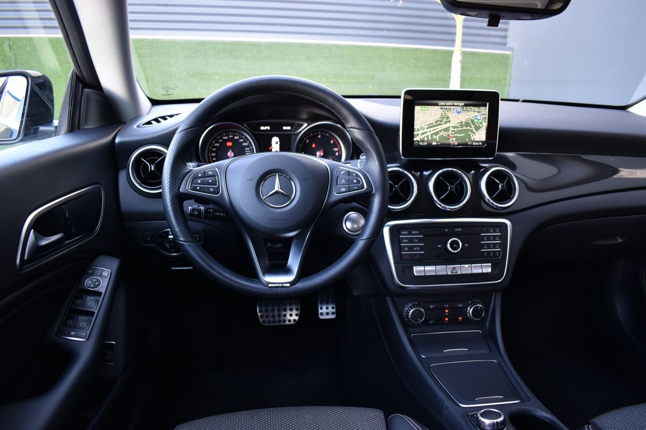 Foto Mercedes-Benz Clase CLA 69