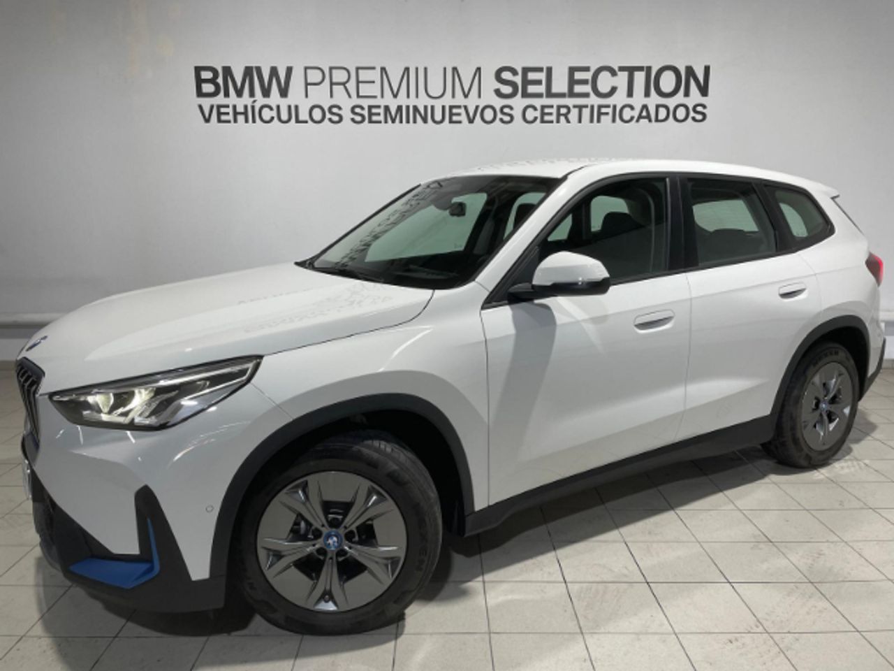 Foto BMW iX1 1