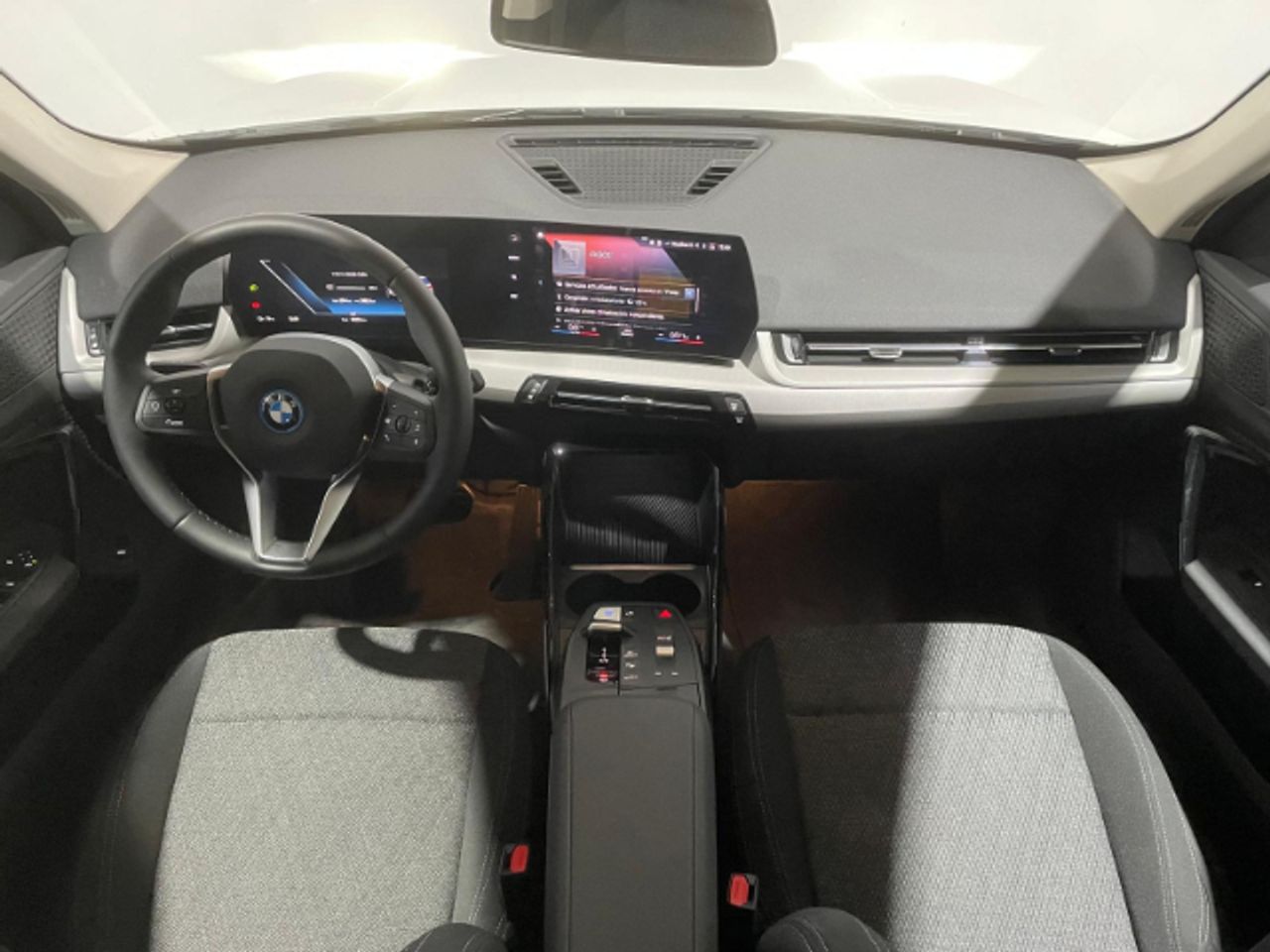 Foto BMW iX1 7