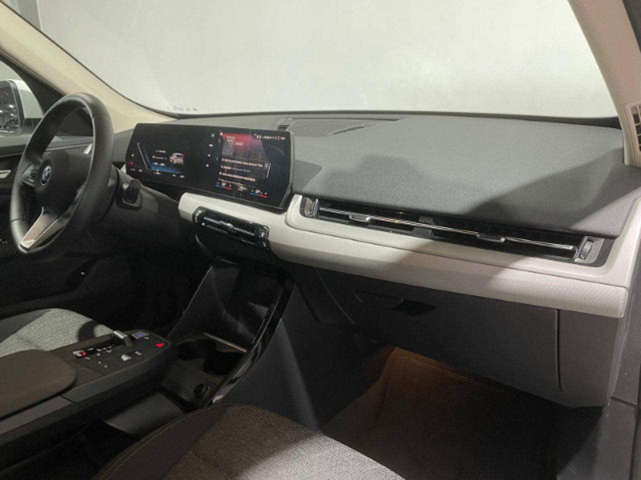 Foto BMW iX1 8
