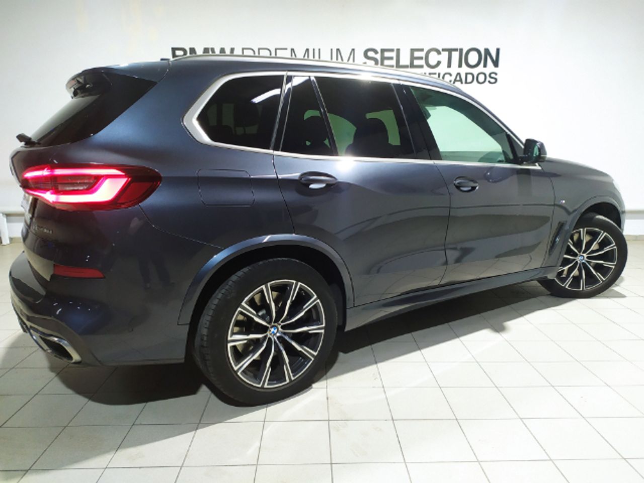 Foto BMW X5 4