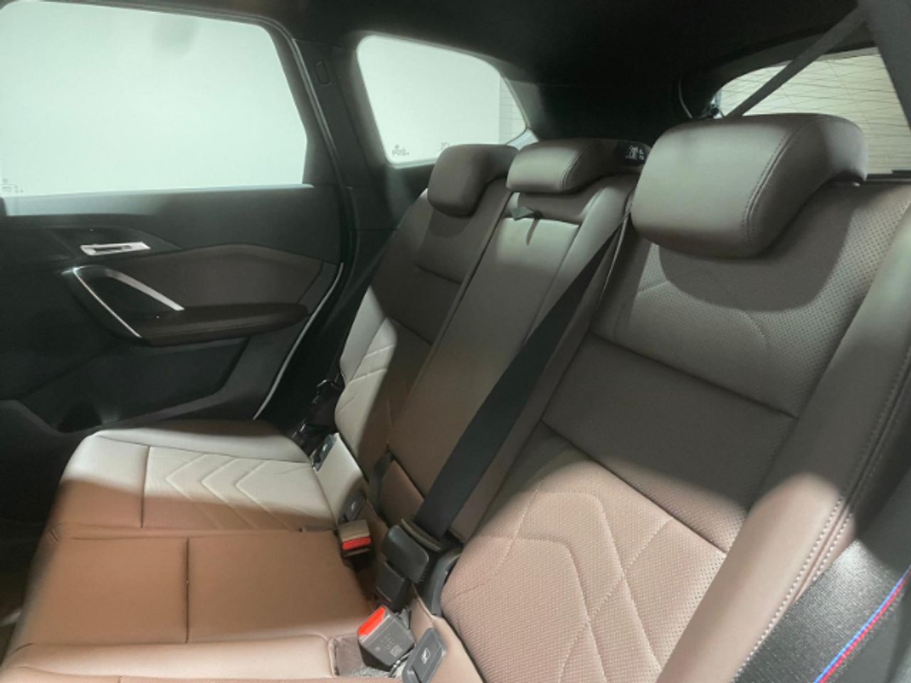 Foto BMW iX1 9