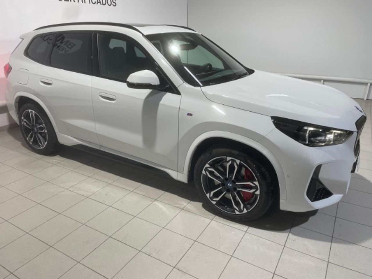 Foto BMW iX1 11