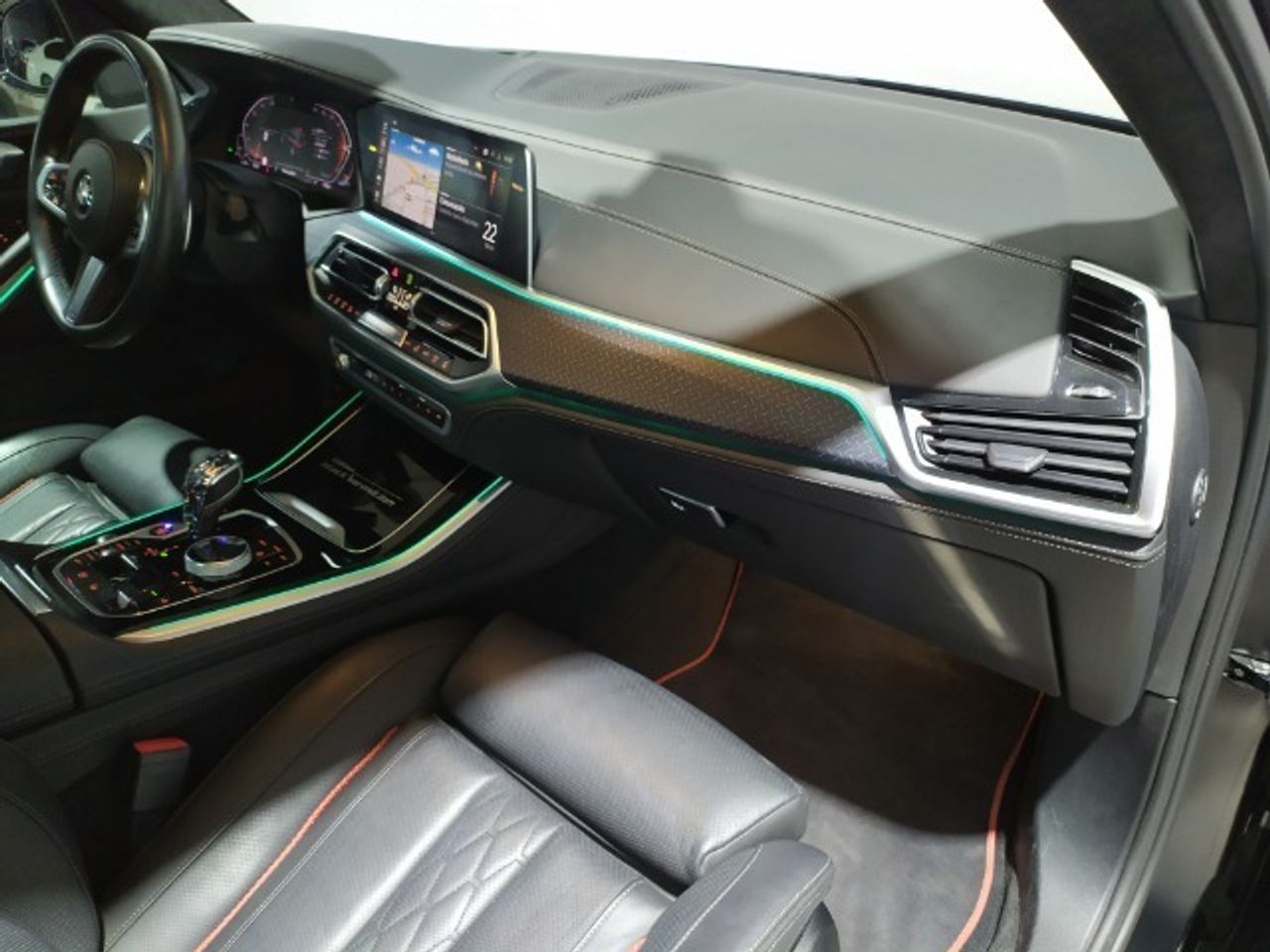 Foto BMW X5 8