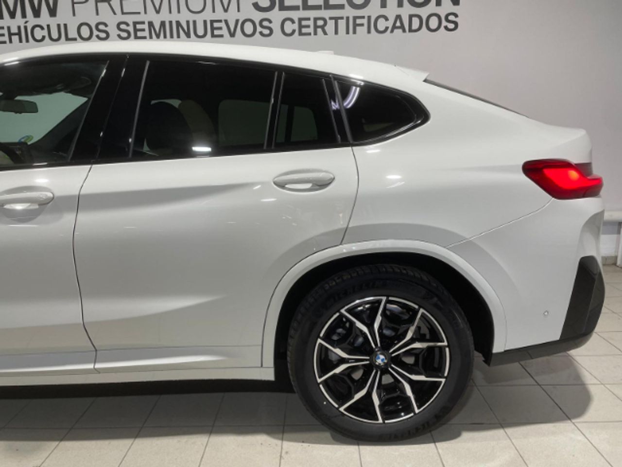 Foto BMW X4 14