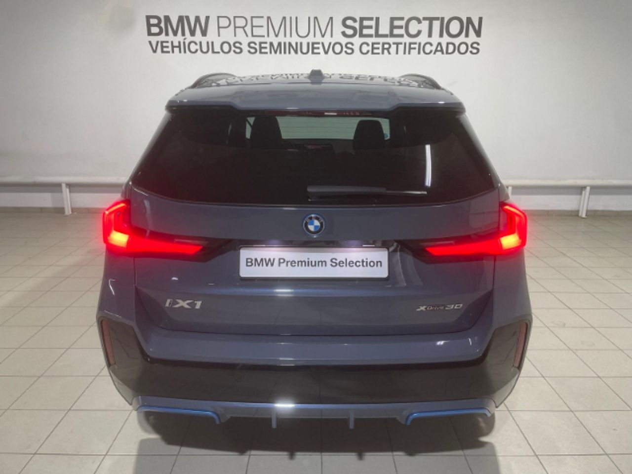 Foto BMW iX1 5