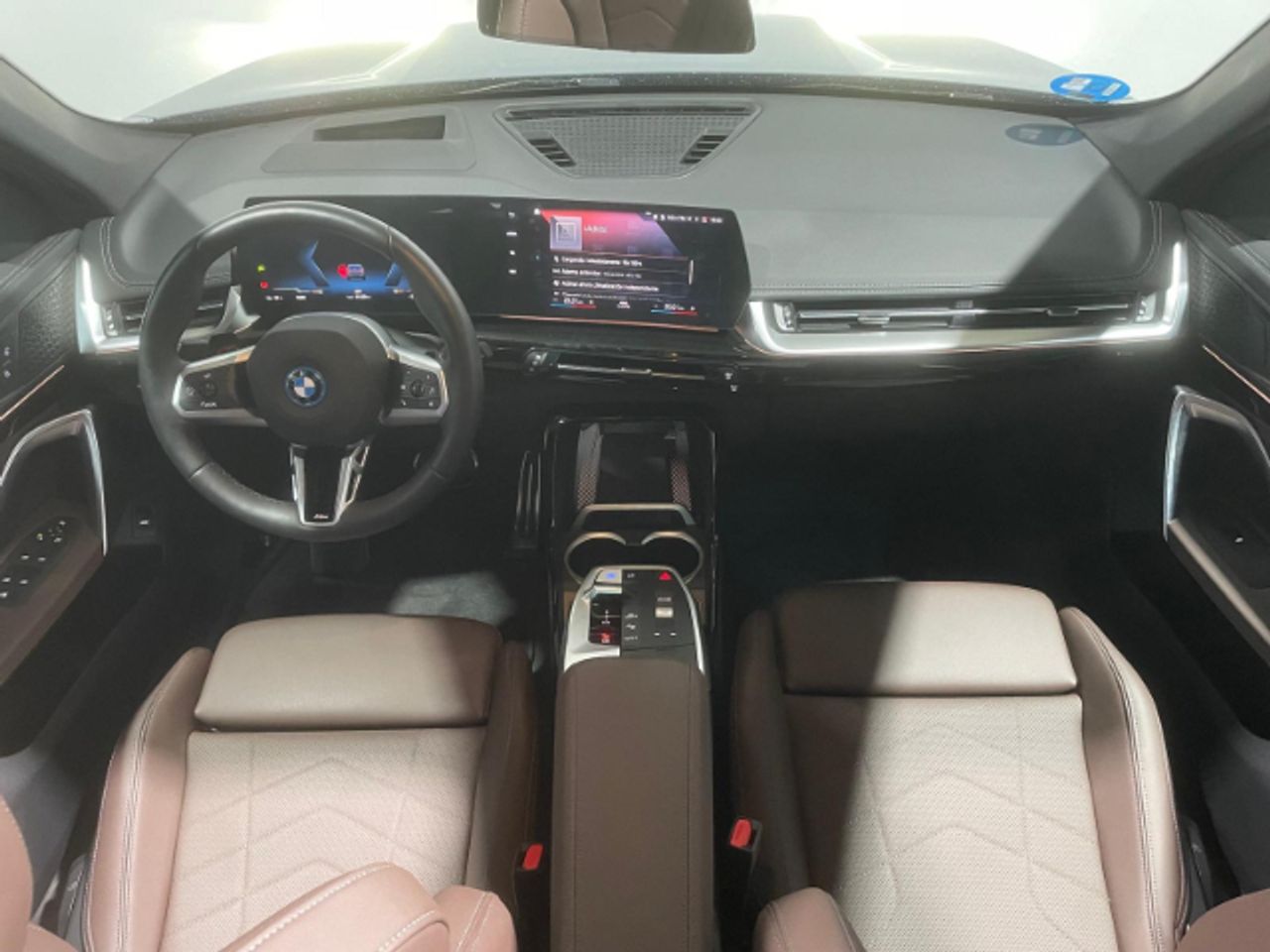 Foto BMW iX1 7