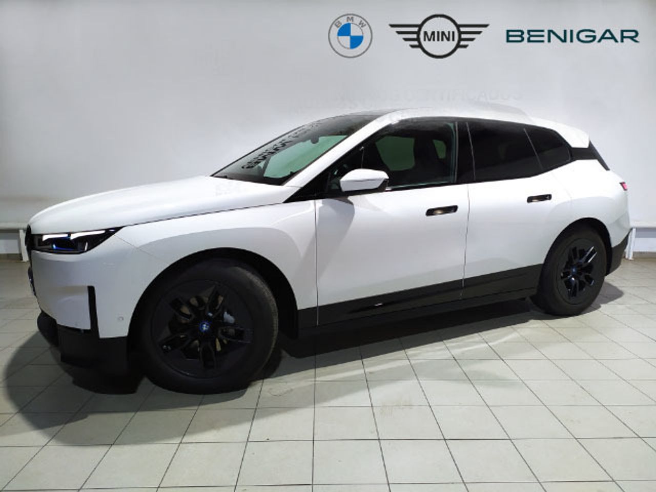 Foto BMW iX3 1