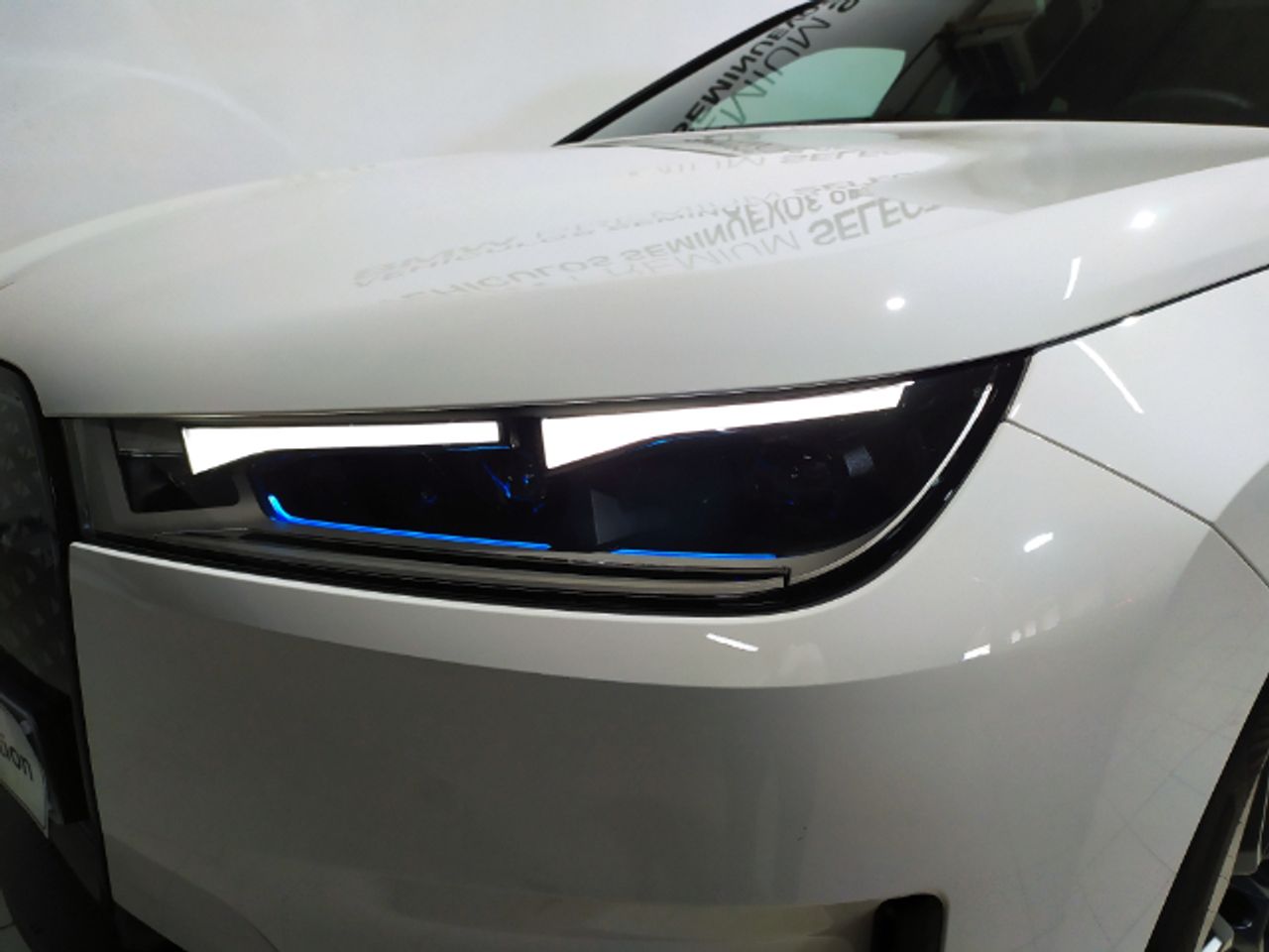 Foto BMW iX3 15