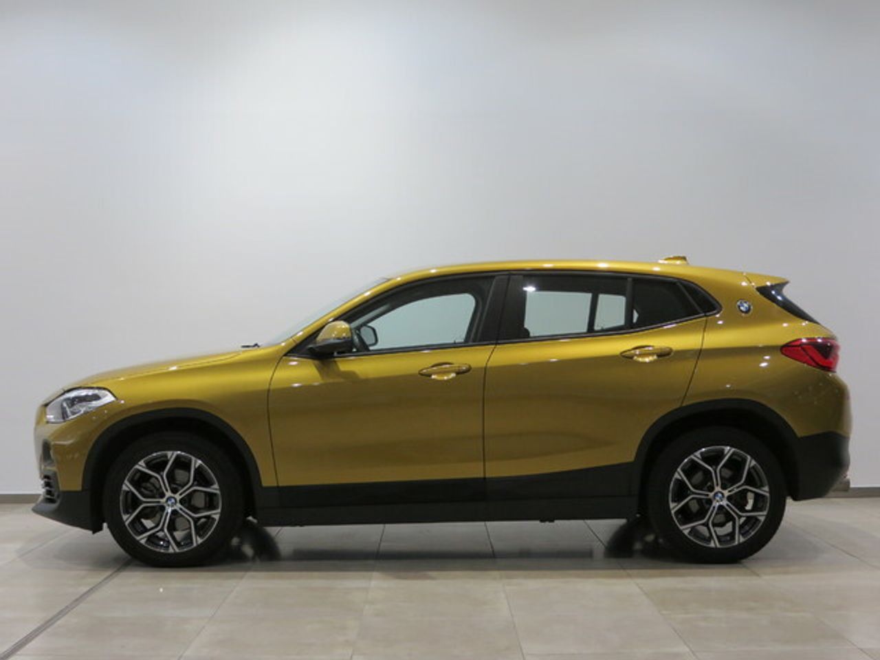 Foto BMW X2 3