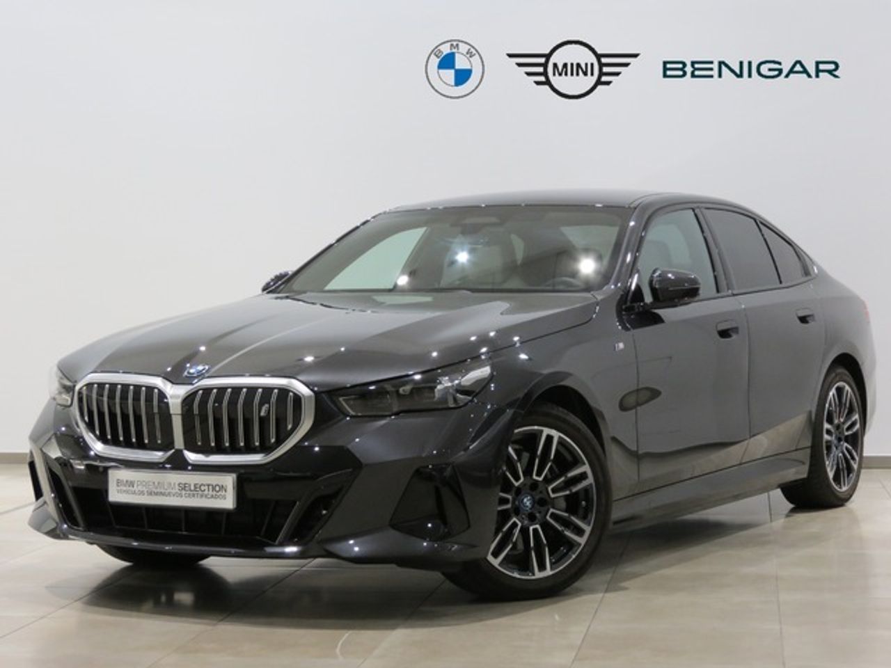 Foto BMW i5 1