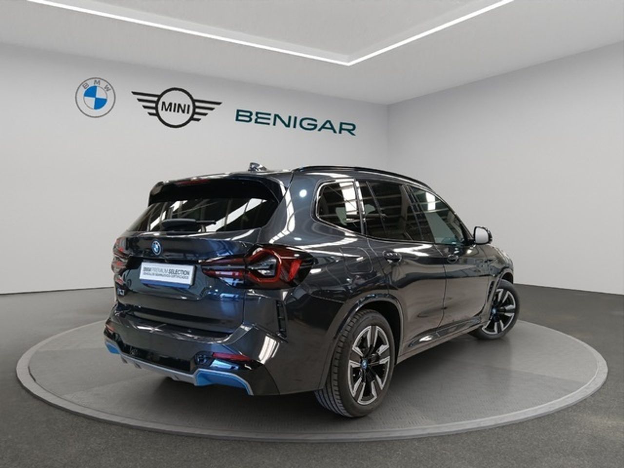 Foto BMW iX3 4