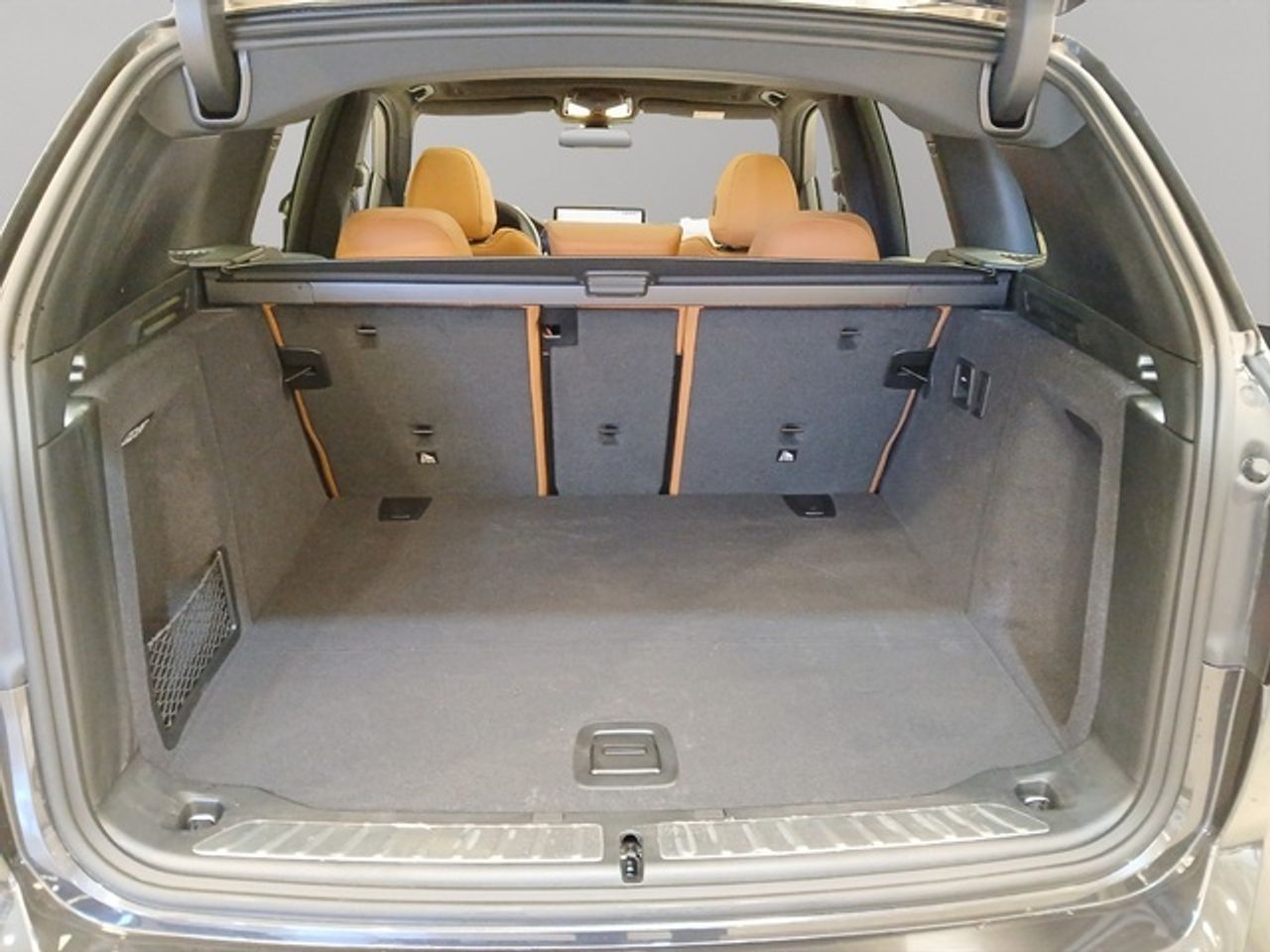 Foto BMW iX3 11