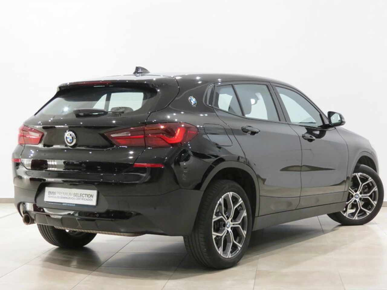 Foto BMW X2 4