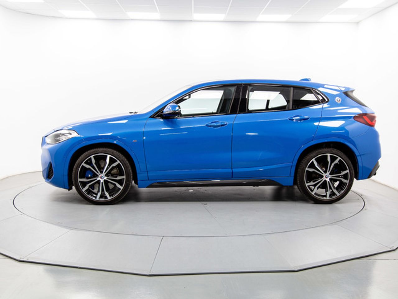 Foto BMW X2 3