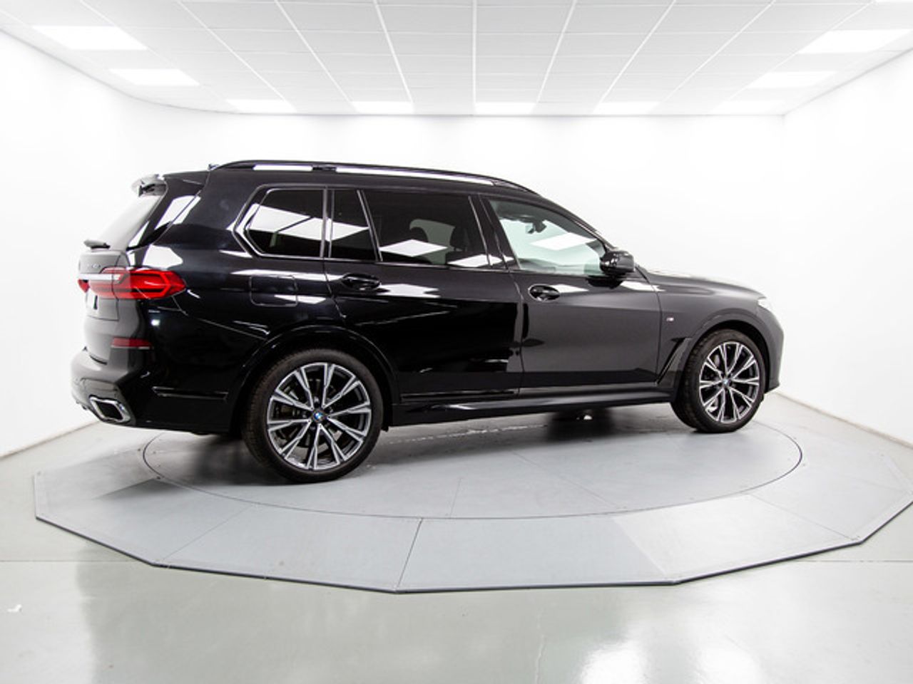 Foto BMW X7 11