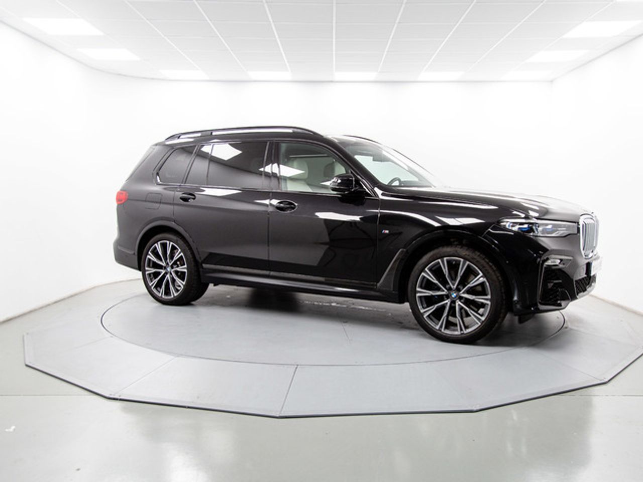 Foto BMW X7 13