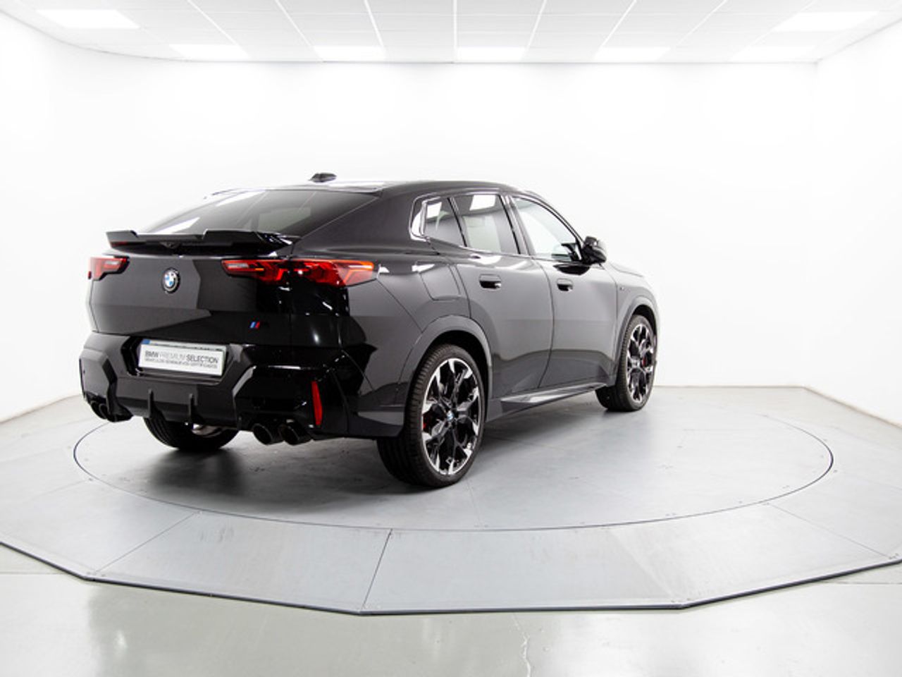 Foto BMW X2 4