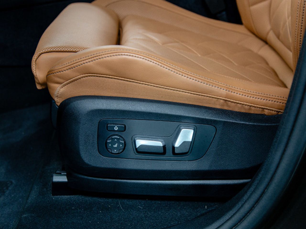 Foto BMW X6 15