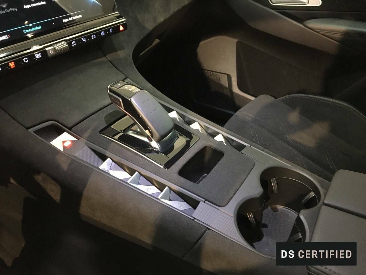 Foto DS Automobiles DS 7 16
