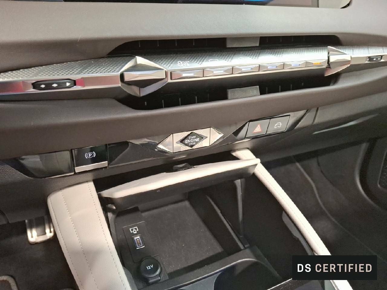 Foto DS Automobiles DS 4 20