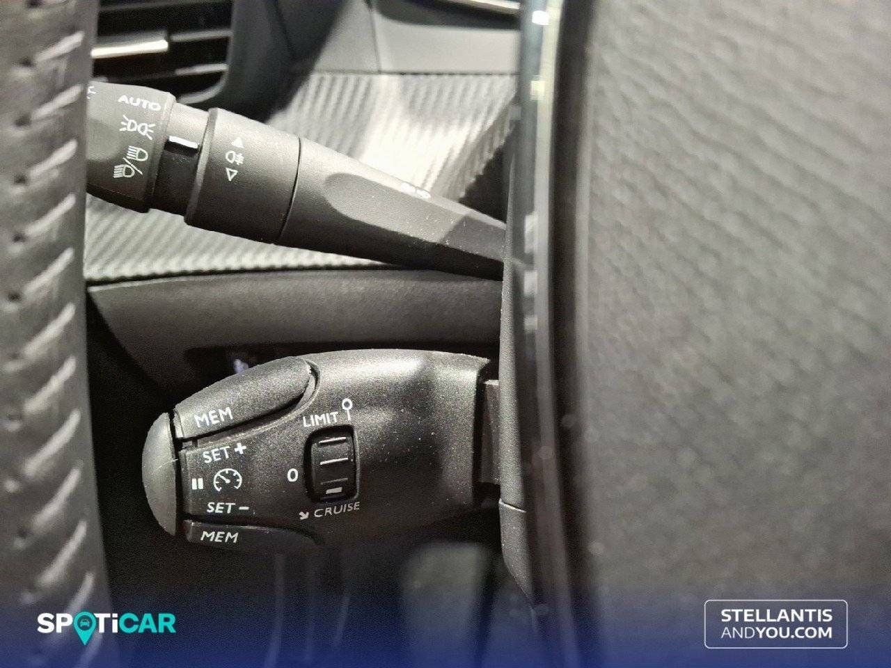 Foto Peugeot 2008 14