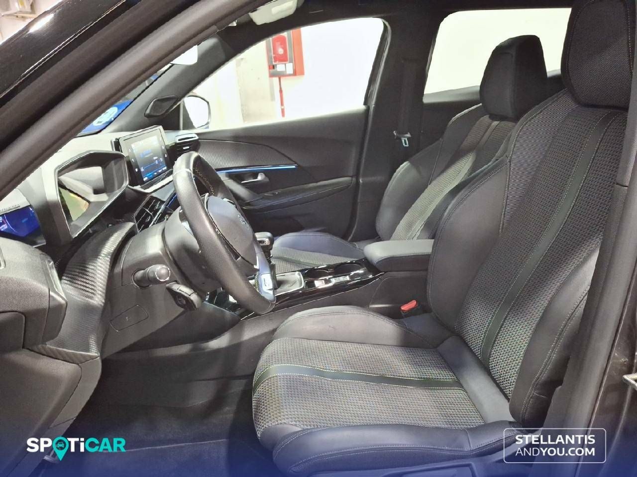 Foto Peugeot 2008 9