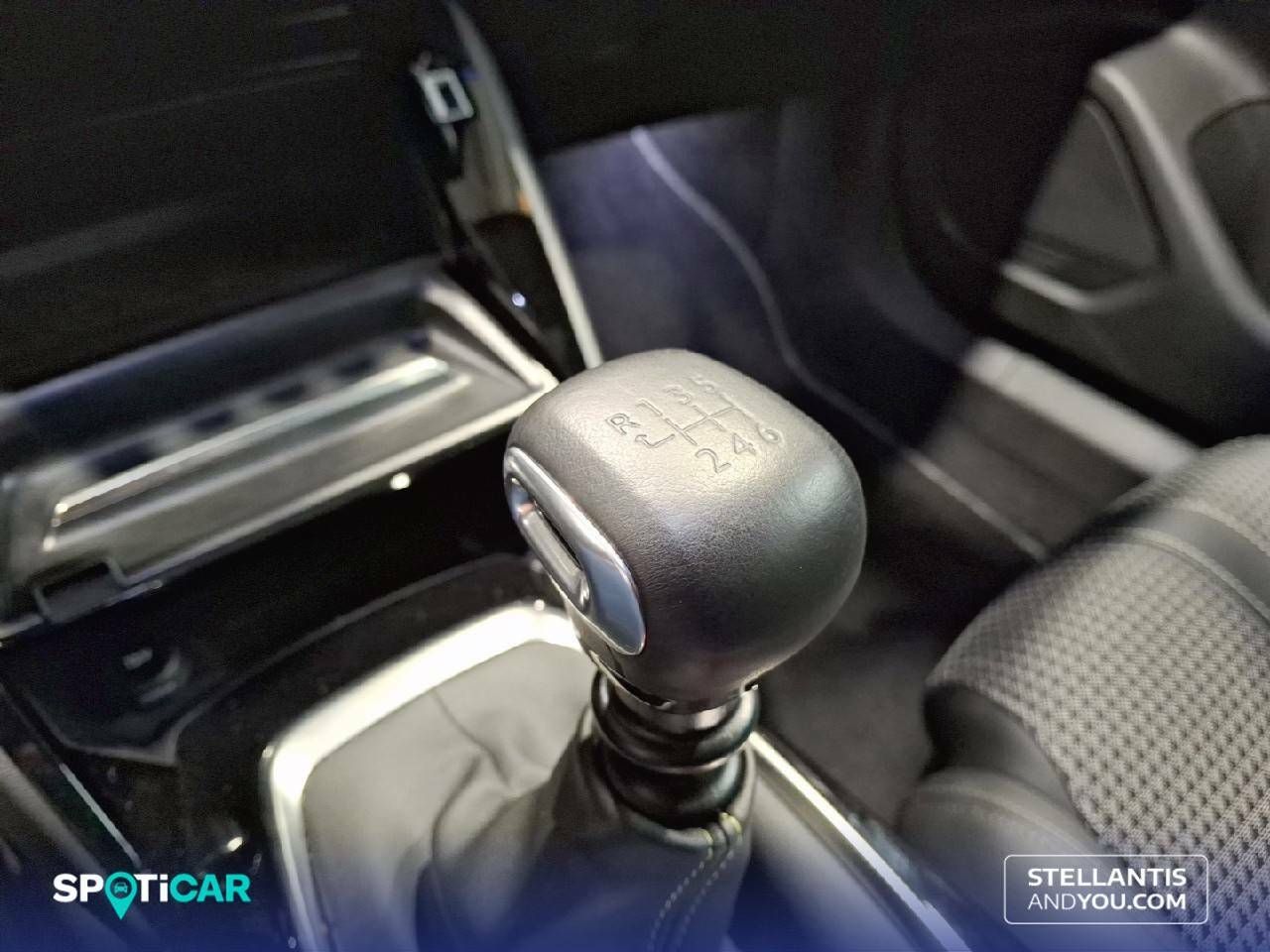 Foto Peugeot 2008 19