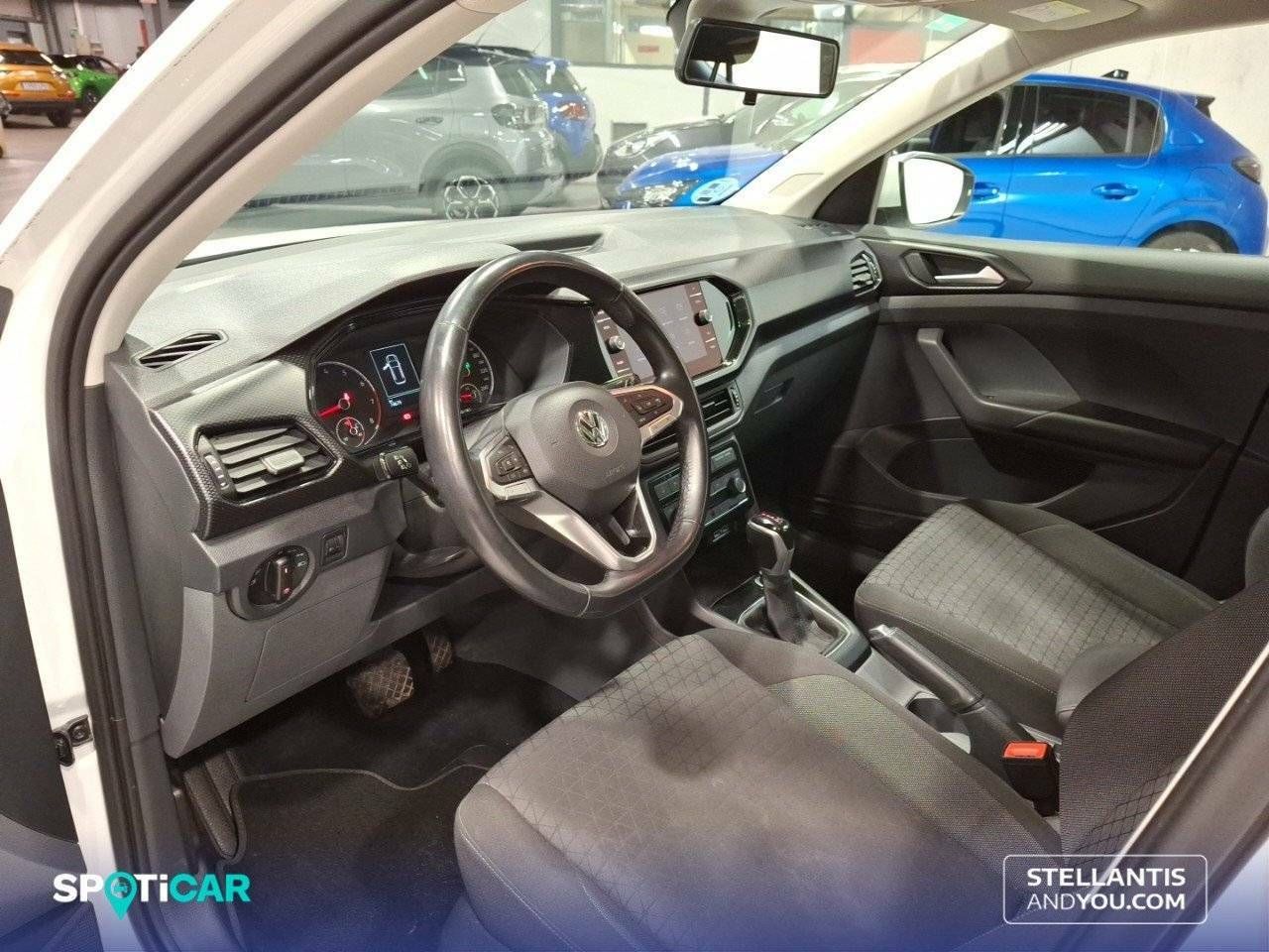 Foto Volkswagen T-Cross 9