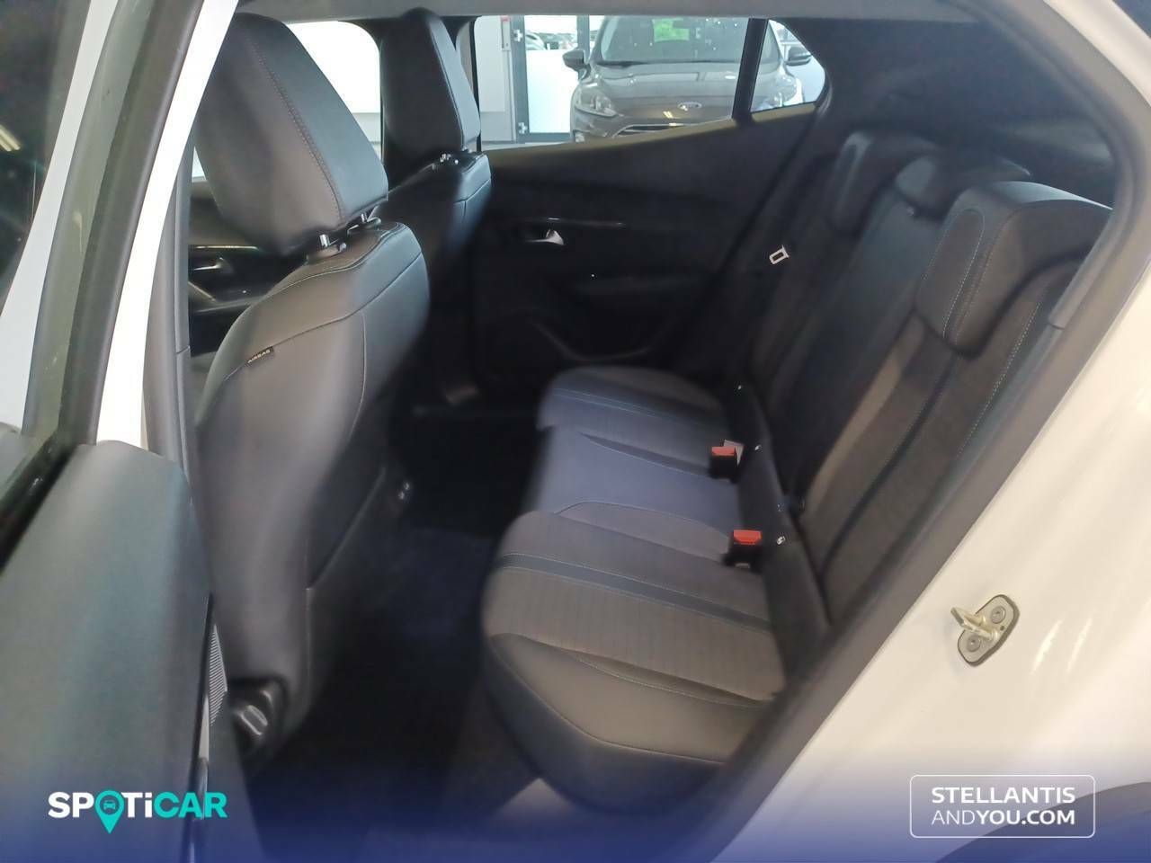 Foto Peugeot 2008 10